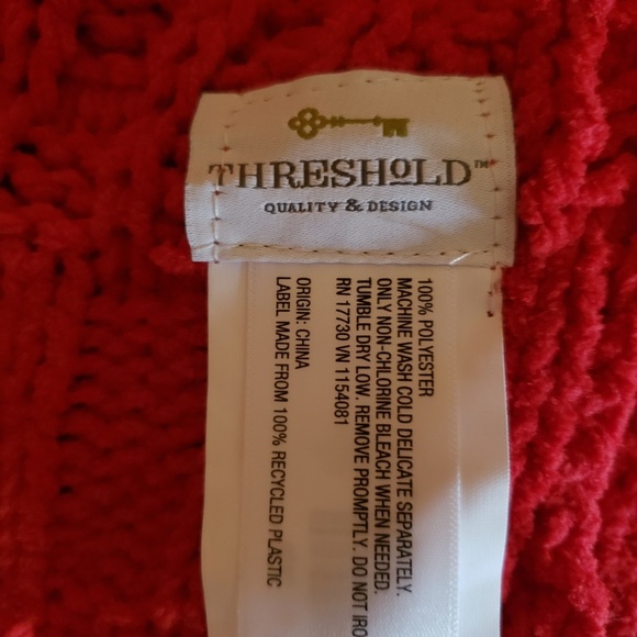 Threshold Bedding | Threshold Reversible Throw Blanket | Poshmark